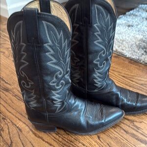 Dan Post Black Heeled Boots with Silver Stitching
